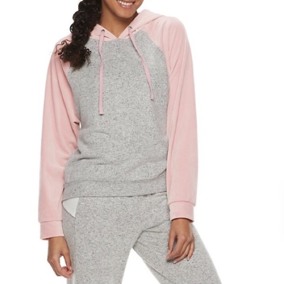 JUNIORS XL Pink Republic hooded sweatshirt - Picture 6 of 16